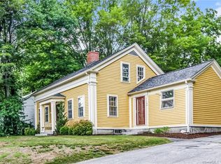 158 Woodstock Rd, Woodstock, CT 06281