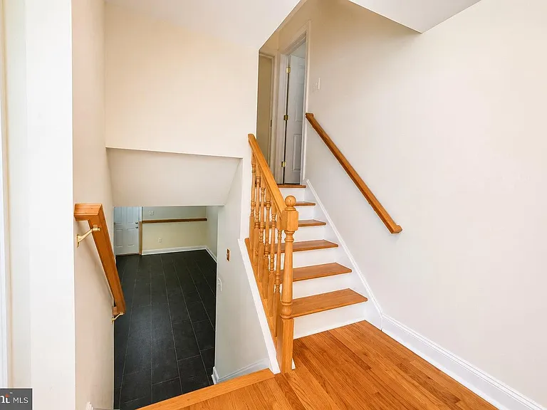 947 Cherry Hill Rd — Photo 14