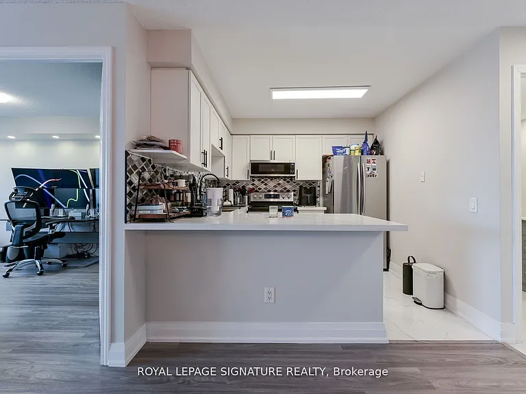 25 Kingsbridge Garden Cir #1126 — Photo 20