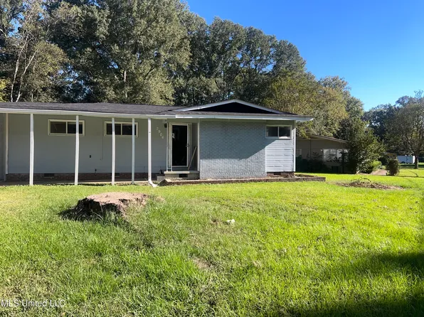 2906 Lakewood Dr, Jackson, MS 39212