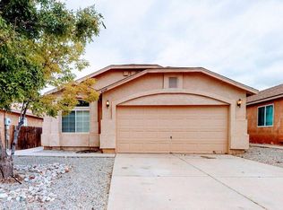 6124 Cyonus Ave NW, Albuquerque, NM 87114