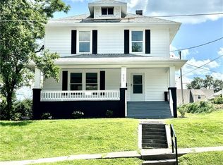 220 E 7th St, Maryville, MO 64468