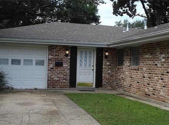 2nd image of 9408 Roslyn Dr