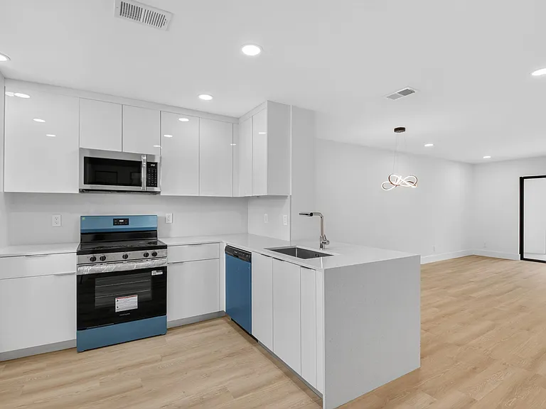Boca Villas — Photo 30