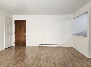 1001 Kuhn Rd APT 4, Carol Stream, IL 60188