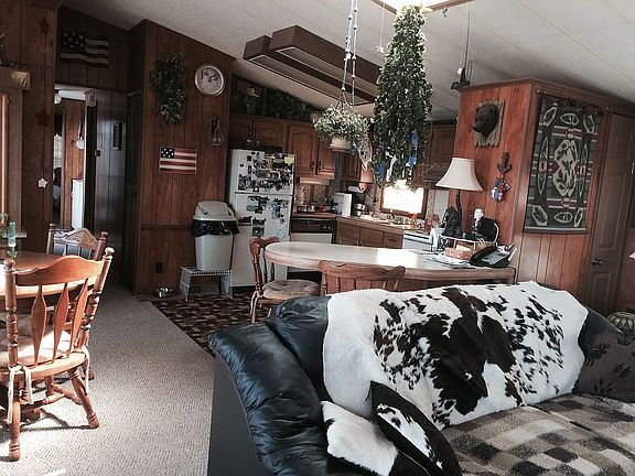 Home is move in condition.