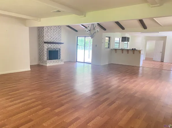 1376 Hall Dr, Baker, LA 70714