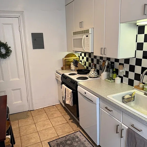 4 Brimmer St #3A — Photo 8