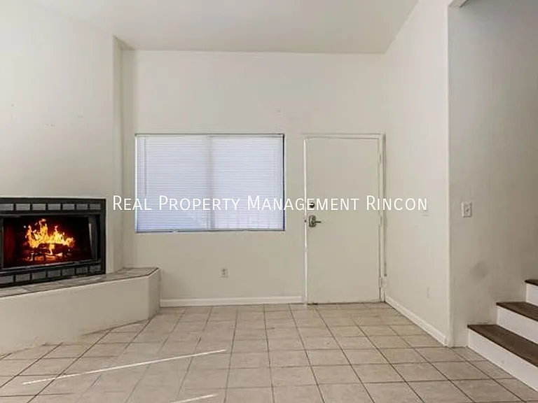 610 E Waverly St #2 — Photo 3