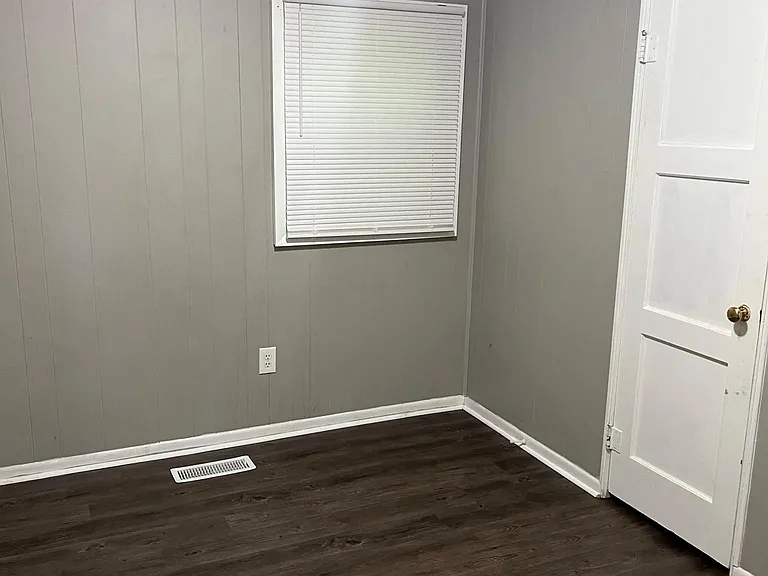 4511 Taylor Ave — Photo 10
