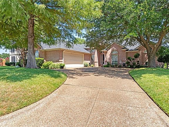 3rd image of 5403 Hunter Park Ct