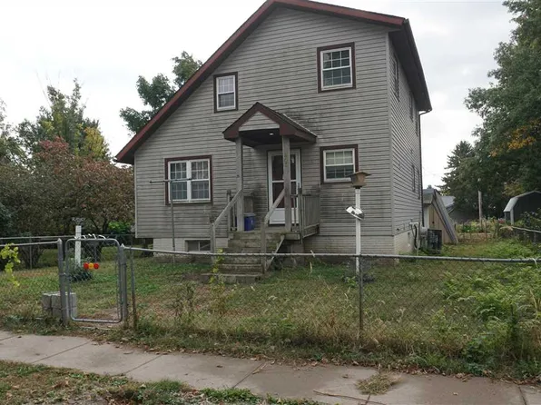 407 E Elm St, Lone Tree, IA 52755