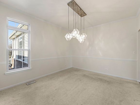 5th image of 2132 Colonial St