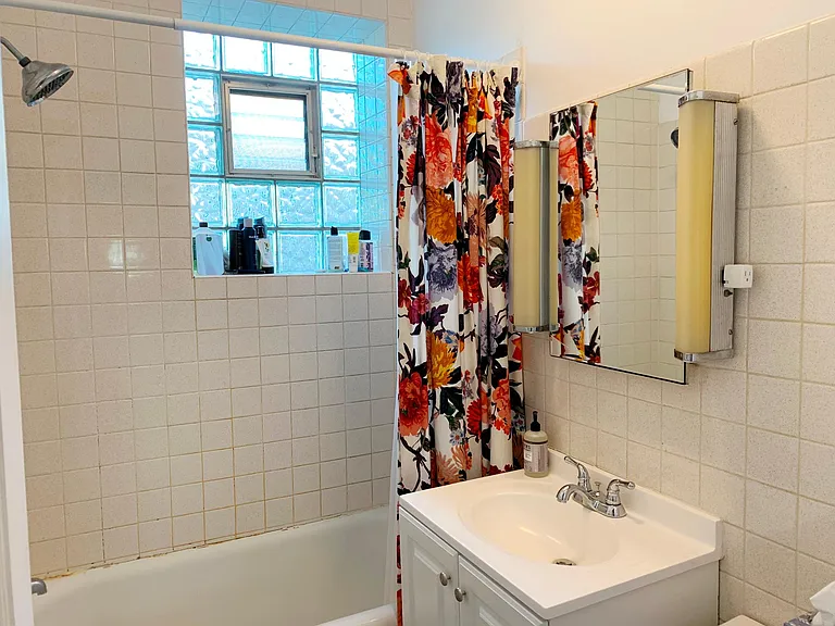 3709 N Hoyne Ave #2 — Photo 10
