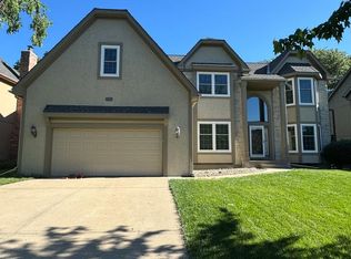 10708 W 128th Pl, Overland Park, KS 66213
