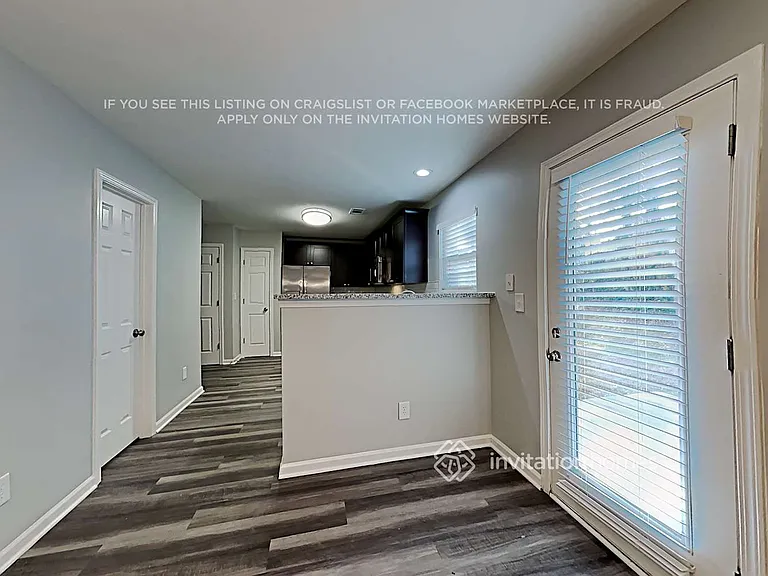 904 Grass Hollow Ct — Photo 6