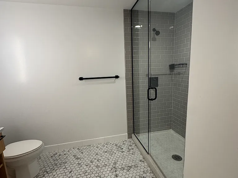 87 Gardner St — Photo 21