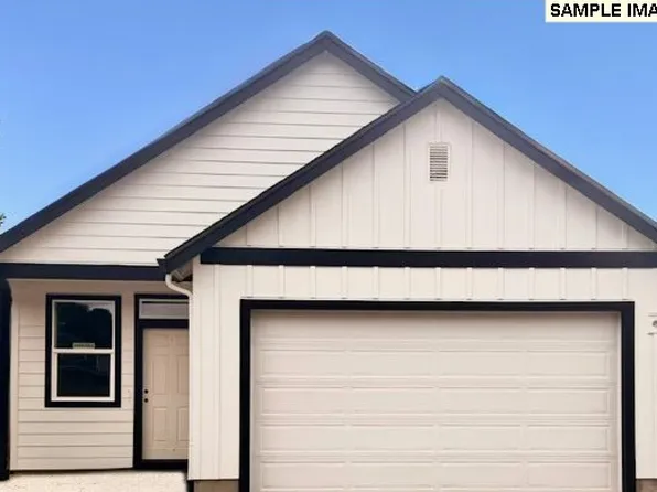 1534 N Young St, Lafayette, OR 97127