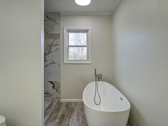 5th image of 192 Old Embreeville Rd