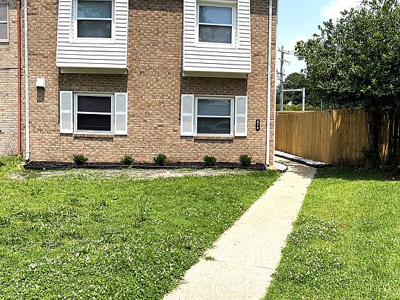 2nd image of 874 Jamestown Landing Rd