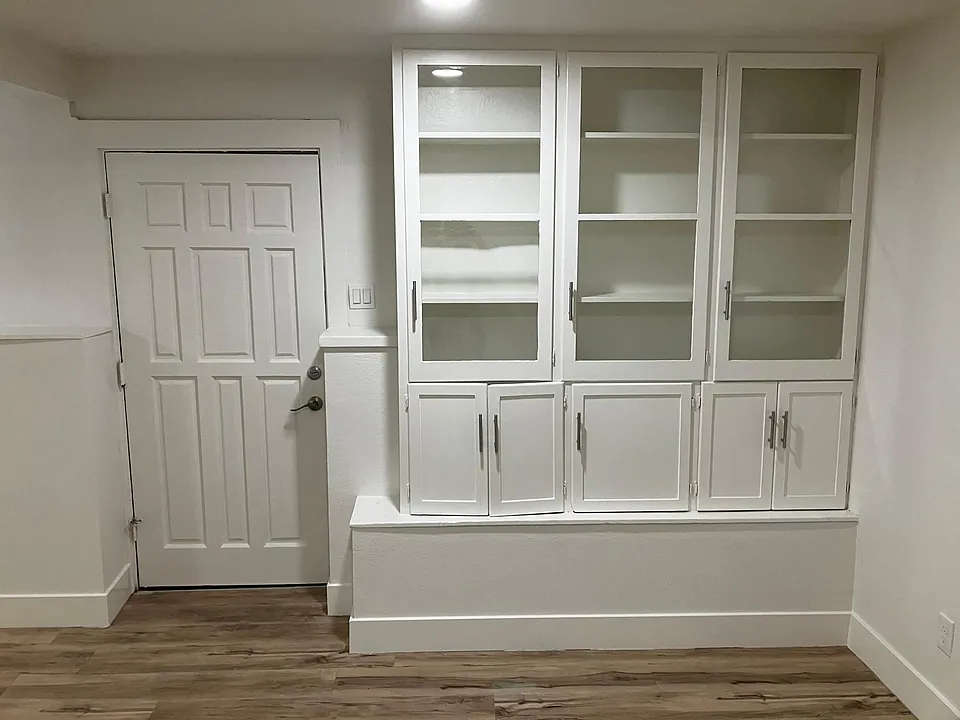 Living Room Entrance with Cabinet