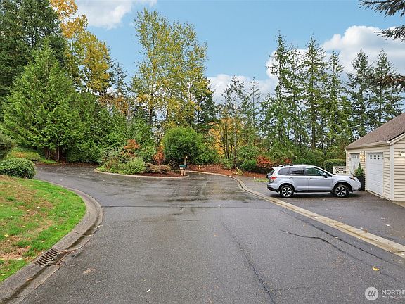 5th image of 22561 SE 42nd Terrace #2211