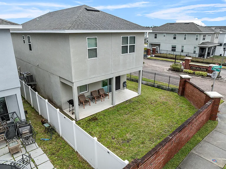 206 Aberdeen St — Photo 35