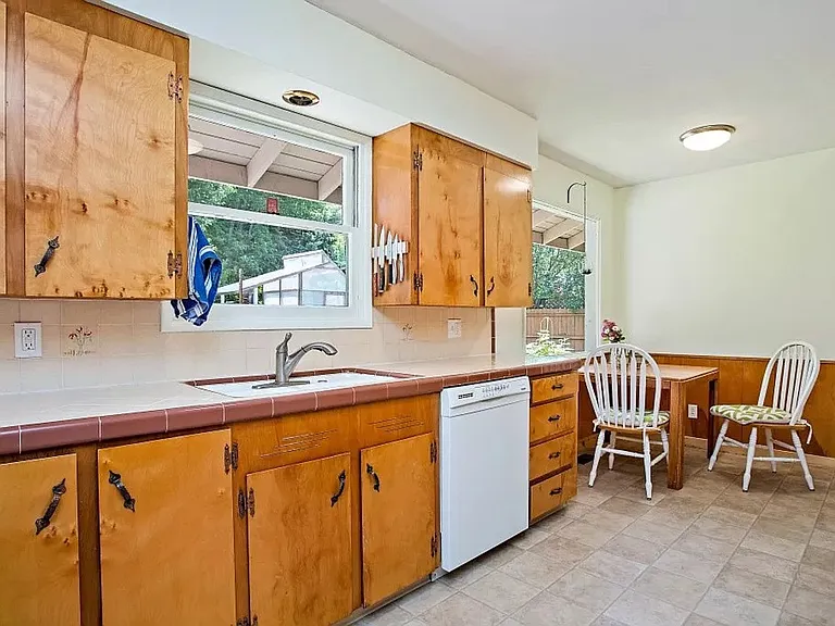 341 Havana Ave — Photo 6