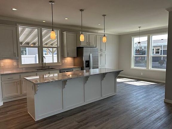 3rd image of 333 Mountain View Dr Unit 99