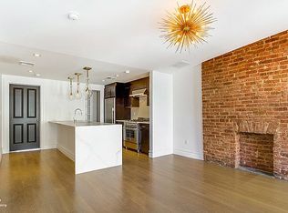 170 S 4th St #3, Brooklyn, NY 11211