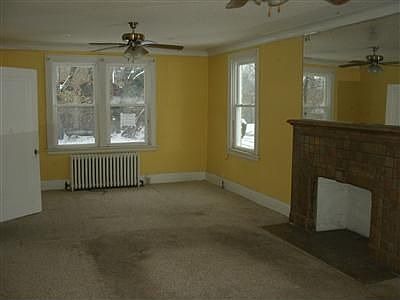 2nd image of 703 S Fred Shuttlesworth Cir