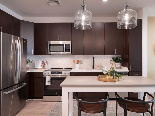 500 Madison St UNIT 343