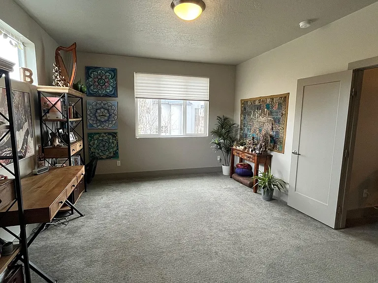 3660 E Parkcenter Blvd — Photo 18
