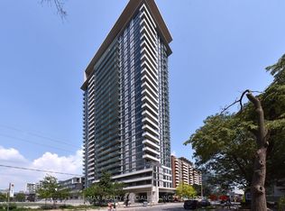 70 Roehampton Ave #712, Toronto, ON M4P1R2