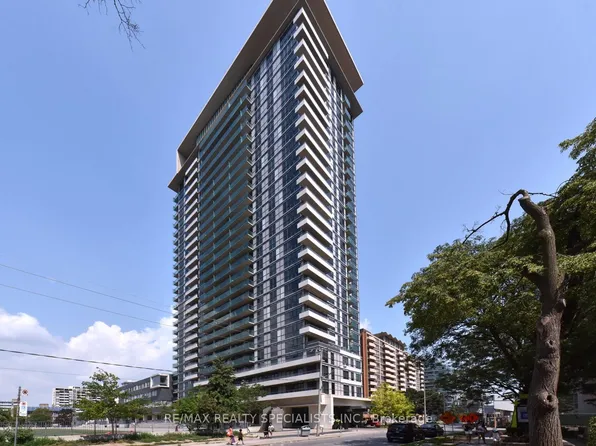 70 Roehampton Ave #712, Toronto, ON M4P 1R2