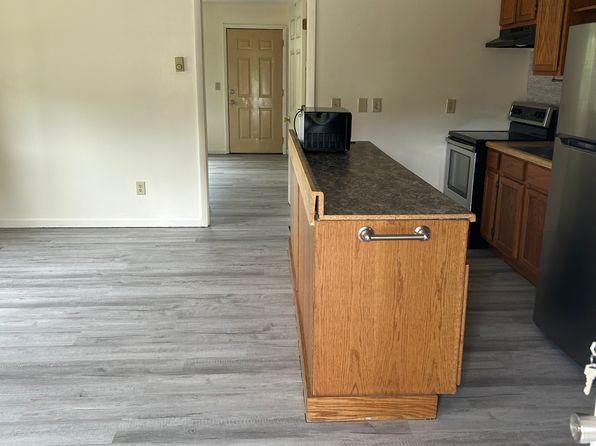 1750 Jonathan Creek Rd #D, Waynesville, NC 28785