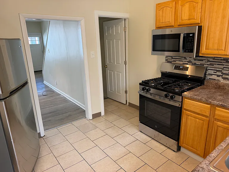 3035 Agate St — Photo 10