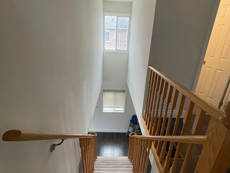 11 Etienne St — Photo 20