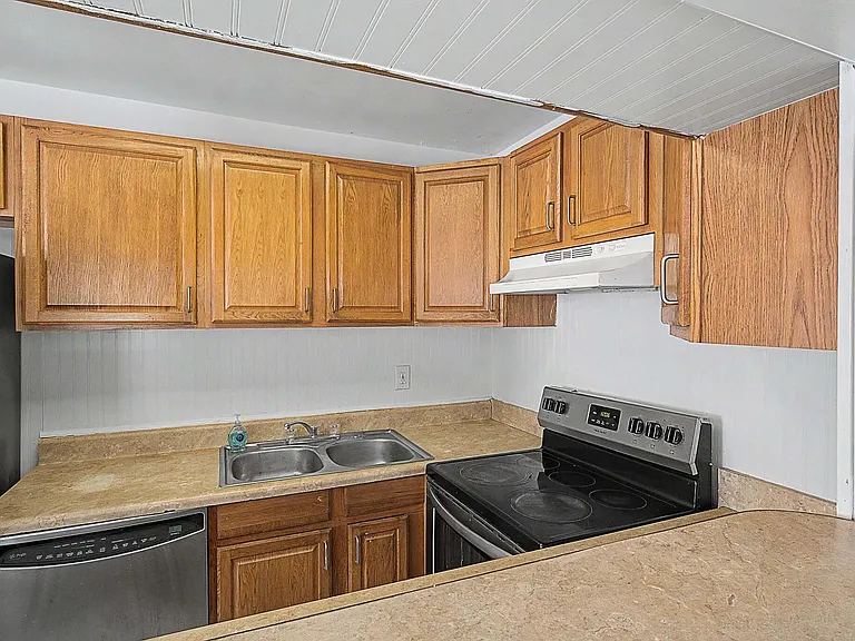 301 SE 21st Ave — Photo 24