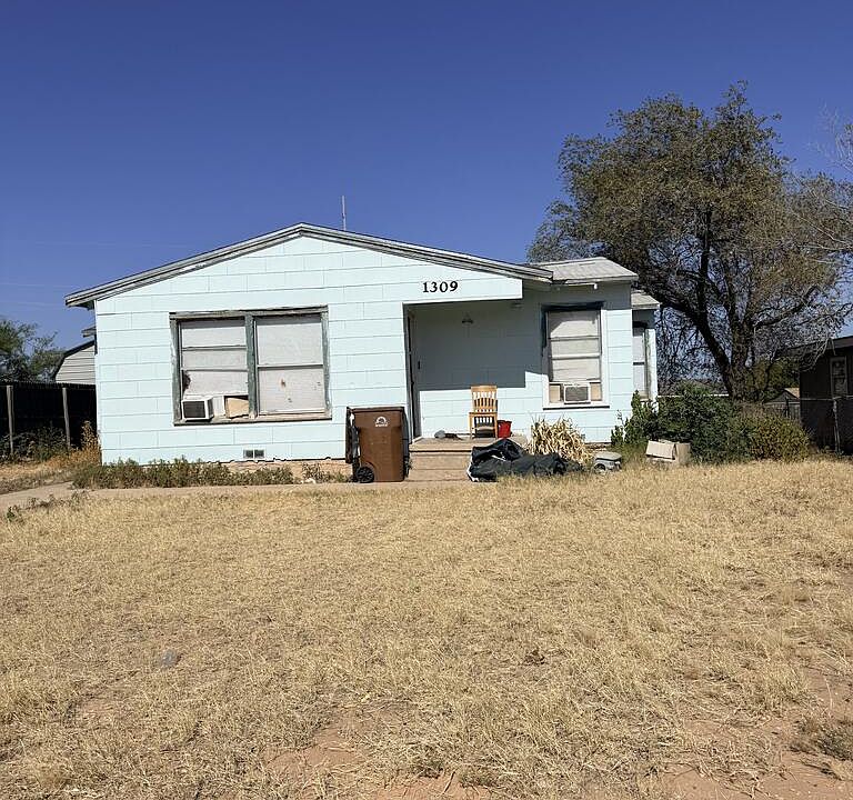1st image of 1309 Lamar Ave