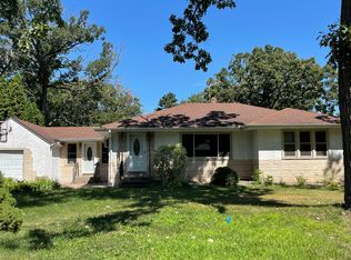 265 Floral Dr, Shoreview, MN 55126