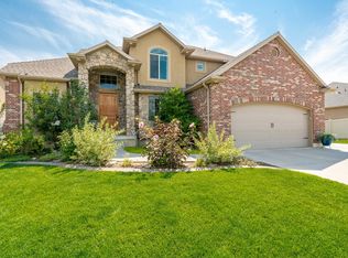 557 W 2975 S, Syracuse, UT 84075