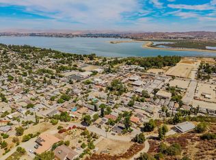 33200 Benner St, Lake Elsinore, CA 92530