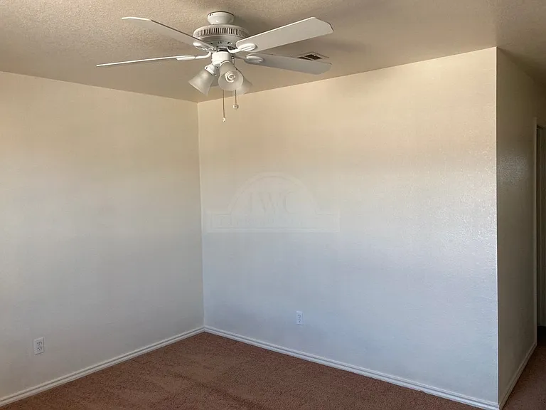 138 Ryan Cir — Photo 15