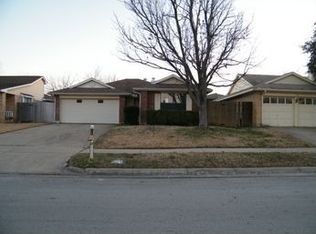 408 Valley Spring Dr #D, Arlington, TX 76018