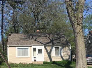 433 S Commonwealth Ave, Aurora, IL 60506