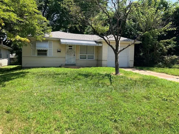 8708 Granada Pl, Saint Louis, MO 63136