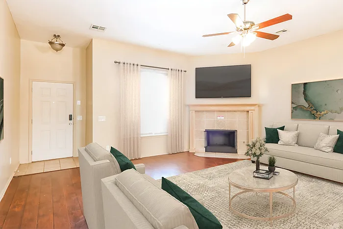 1132 Sparrow Hawk Dr — Photo 5