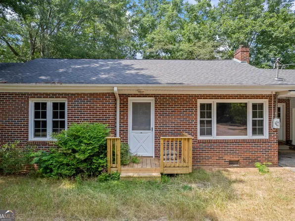 241 Brady St, Toccoa, GA 30577