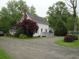 1244 Middle Rd, Willsboro, NY 12996